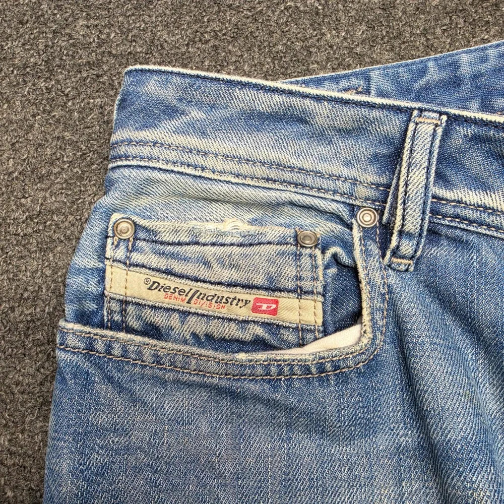 Vintage Diesel Industry Zatiny Jeans Blue Mens 34x32 Bootcut Button Fly Italy